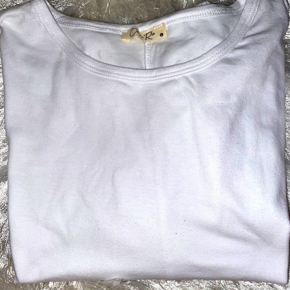 Plain white cropped tee